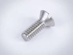 TORNILLO P/TAPADERA SKIMMER 1070