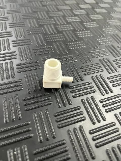 CODO INSERCION PLASTICO 1/4"
