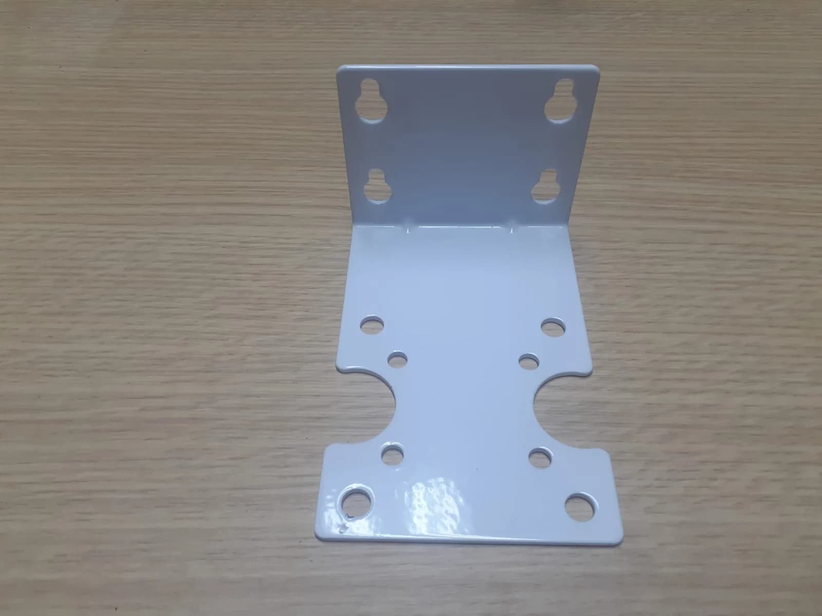 BASE METALICA